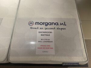 Showroommatras 2